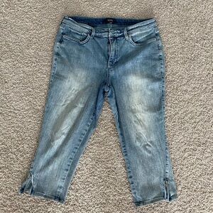 NYDJ Blue Denim Women's Capris Size 12P Lift Tuck Technology